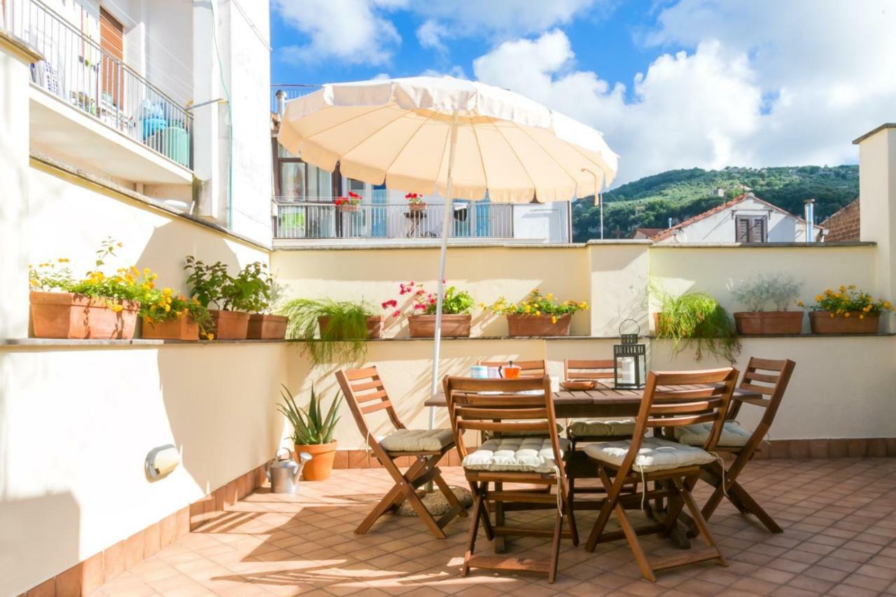 Terrazza Felicienne Διαμέρισμα Σορέντο Εξωτερικό φωτογραφία
